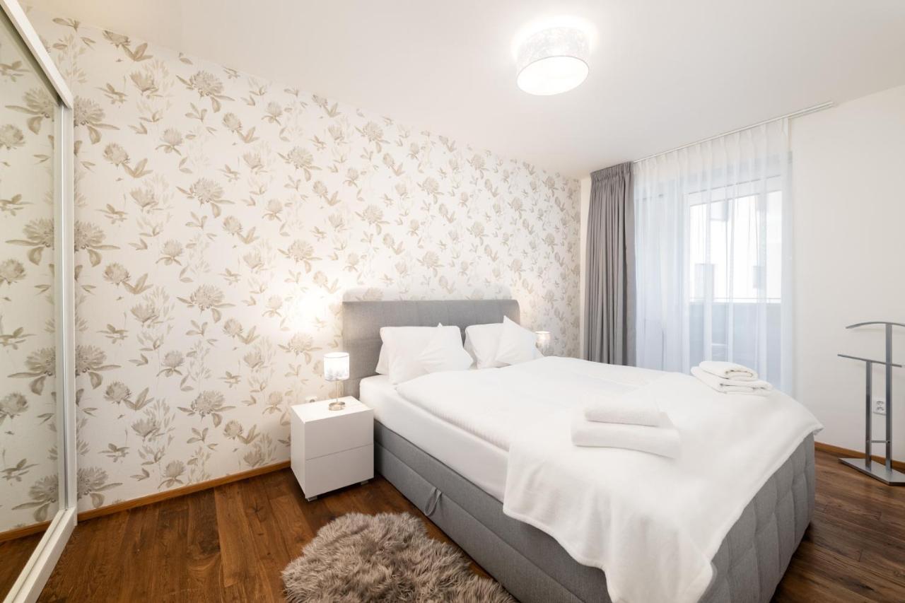 Apartmany Horska, Врхлабі Екстер'єр фото