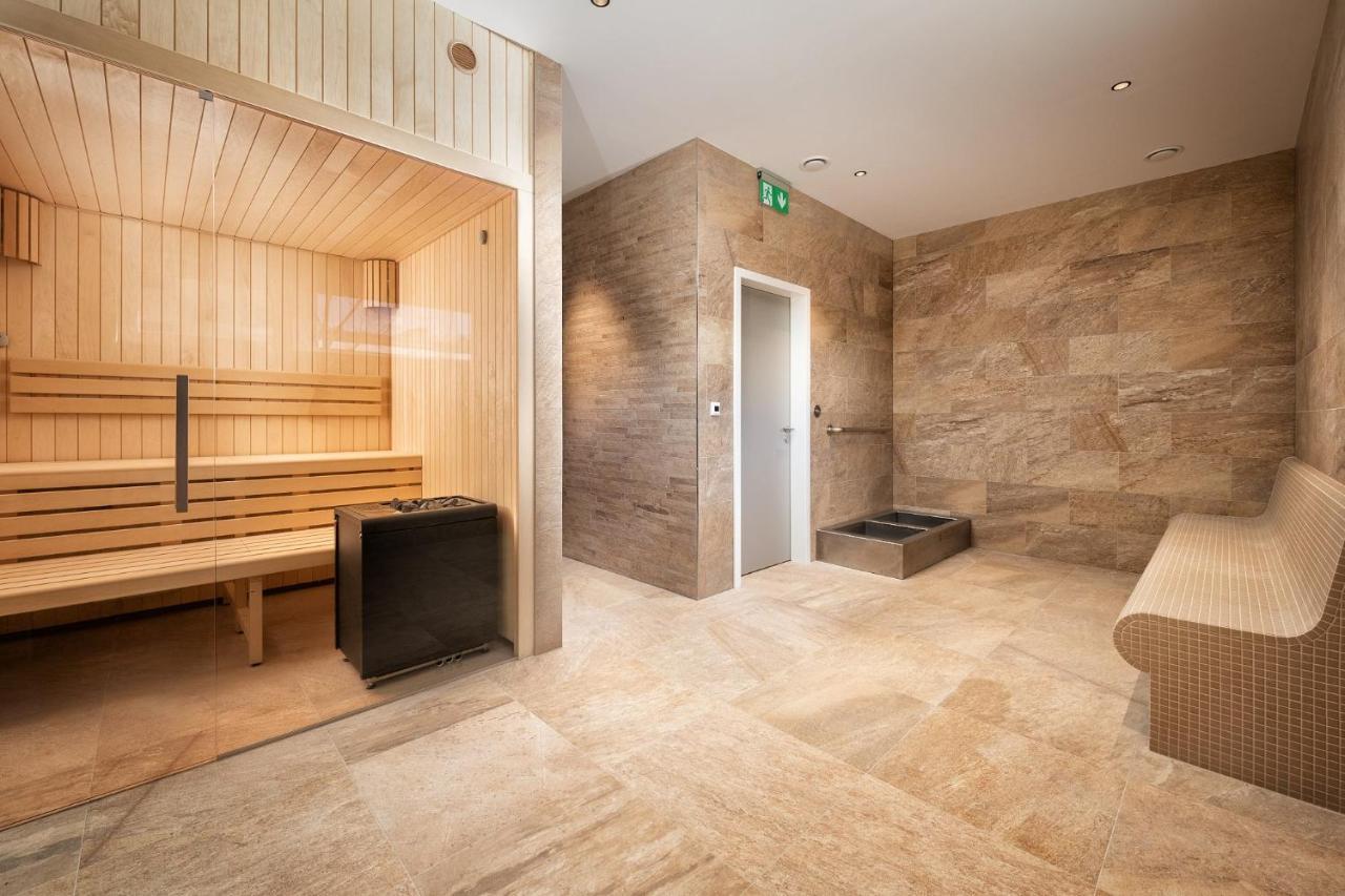 Apartmany Horska, Врхлабі Екстер'єр фото